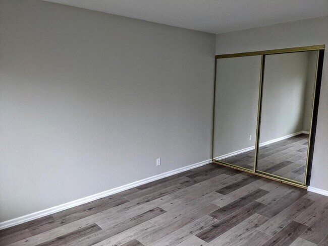 Building Photo - 2 bedroom in Fremont CA 94555
