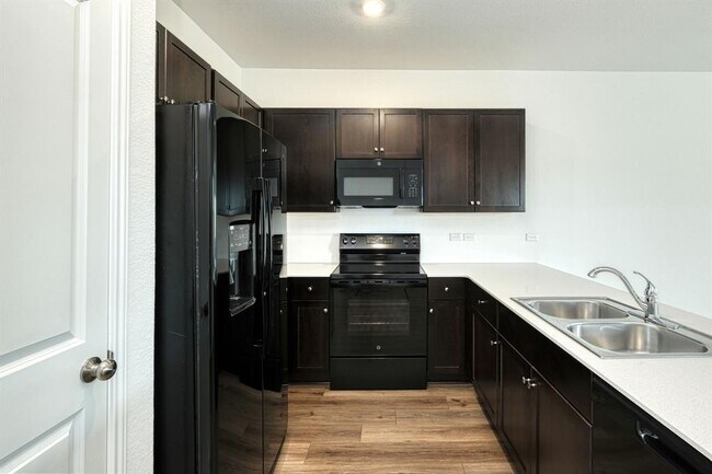 Building Photo - 1123 Catfish Ln