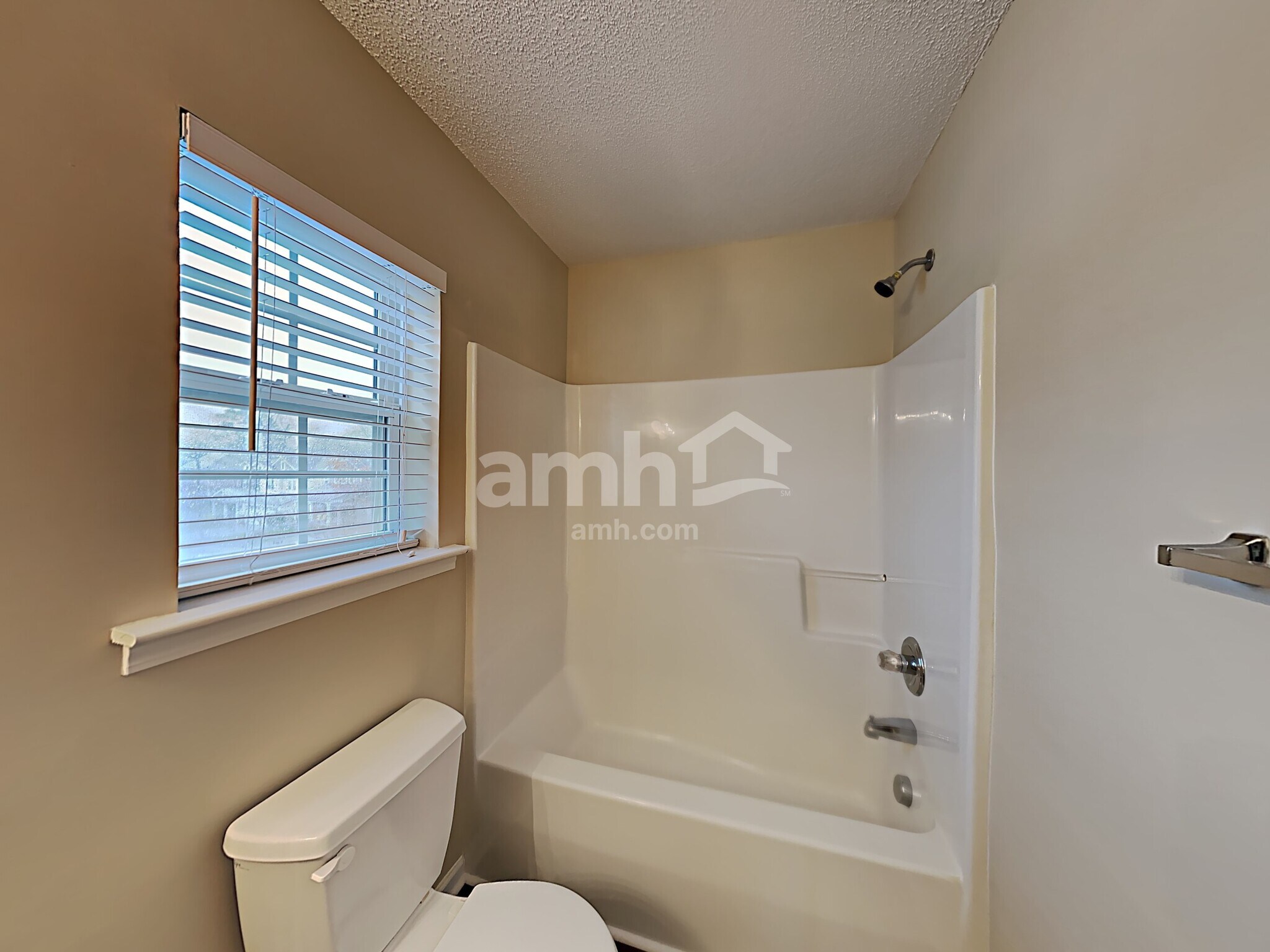 Building Photo - 4020 Flat Sedge Ln