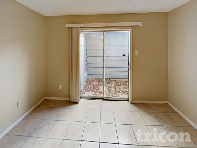 Building Photo - 1521 Savannah St