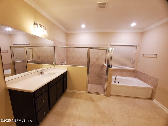 Building Photo - 7290 Longleaf Branch Dr