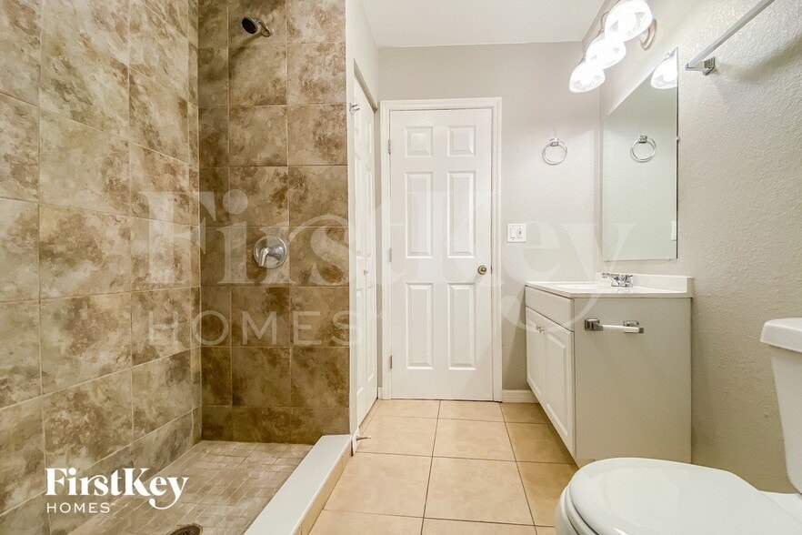 Building Photo - 5900 Grove St S