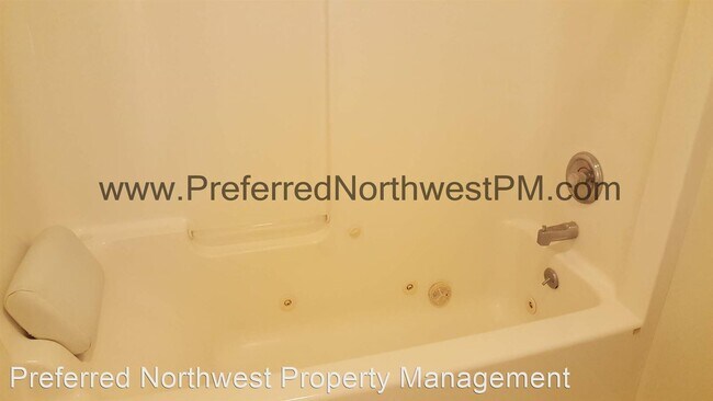 Building Photo - 4 br, 2 bath House - 3408 Quail Ridge Lane