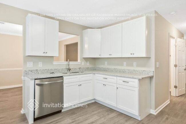 Building Photo - 173 Vinings Dr