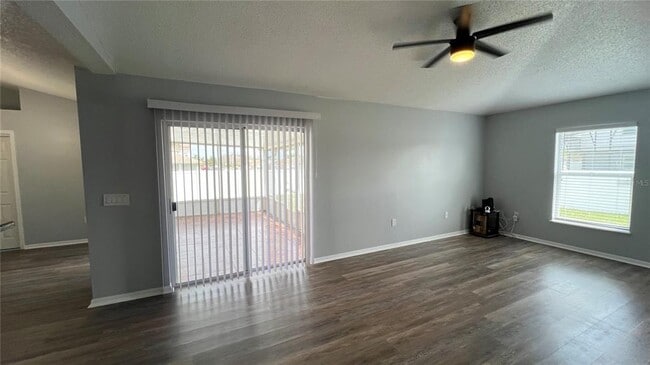 Building Photo - 485 Martigues Dr