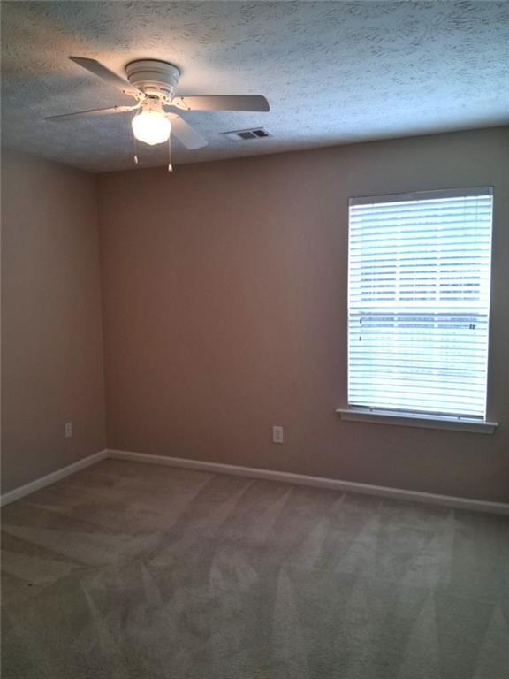 Building Photo - 130 Vinings Dr