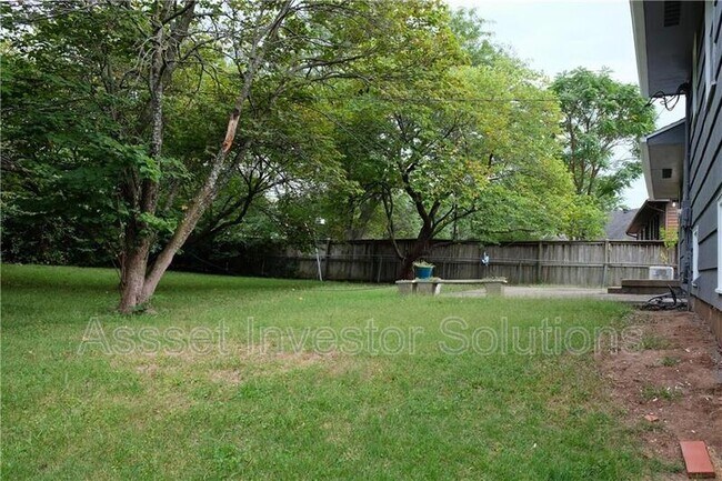 Building Photo - 13521 Belmead Ave