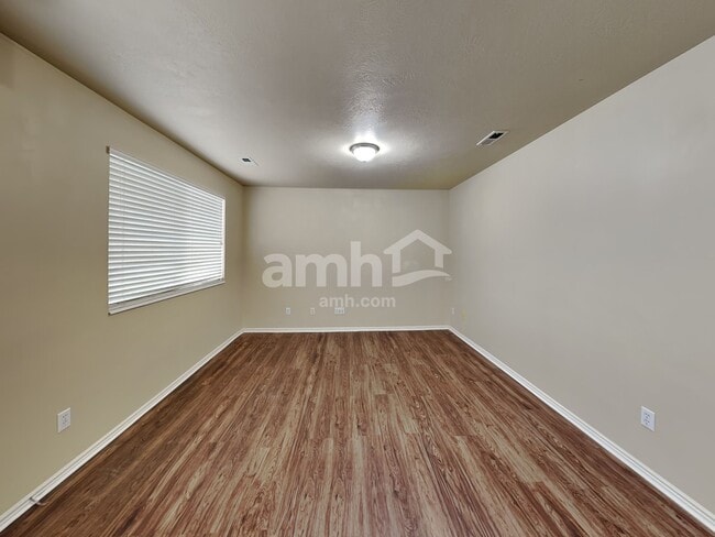 Building Photo - 3024 W 4450 S