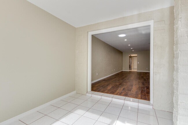 Building Photo - 16634 N 29th Dr