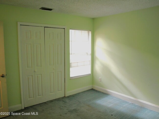 Building Photo - 1485 Malibu Cir NE