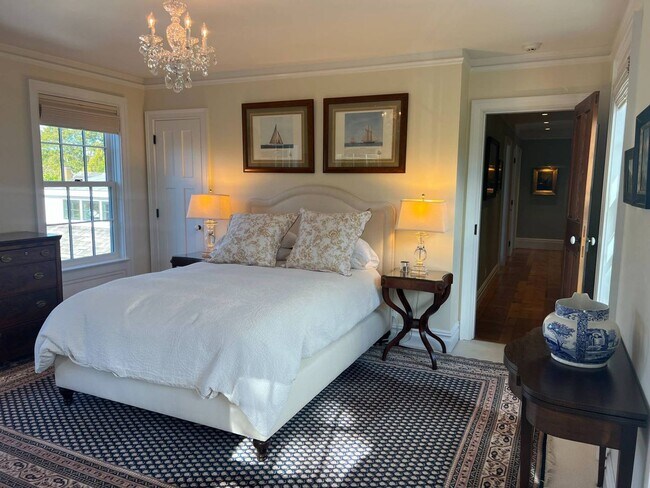 Building Photo - 23 Howard St