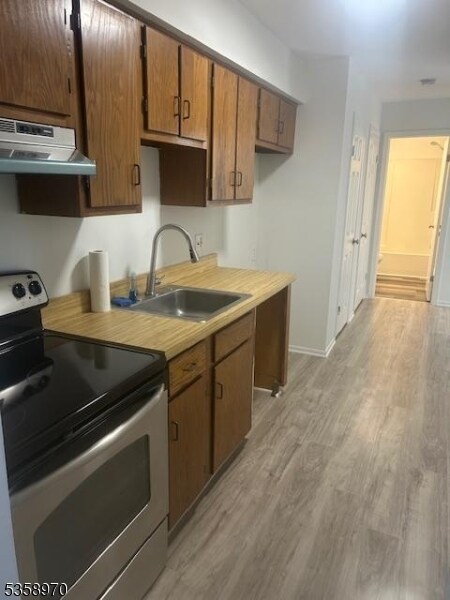 Building Photo - 362 Rutherford Ave
