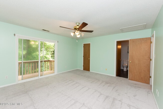 Building Photo - 117 Brenda Dr