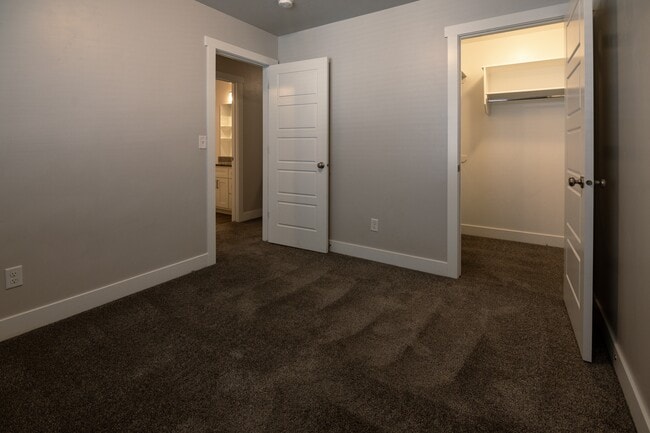 Building Photo - 4156 S 2825 W