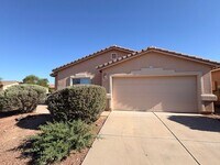 Building Photo - 3Bed 2Bath West Side Home