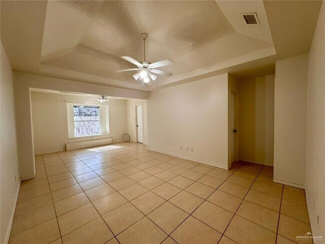 Building Photo - 3509 N 29th Ln