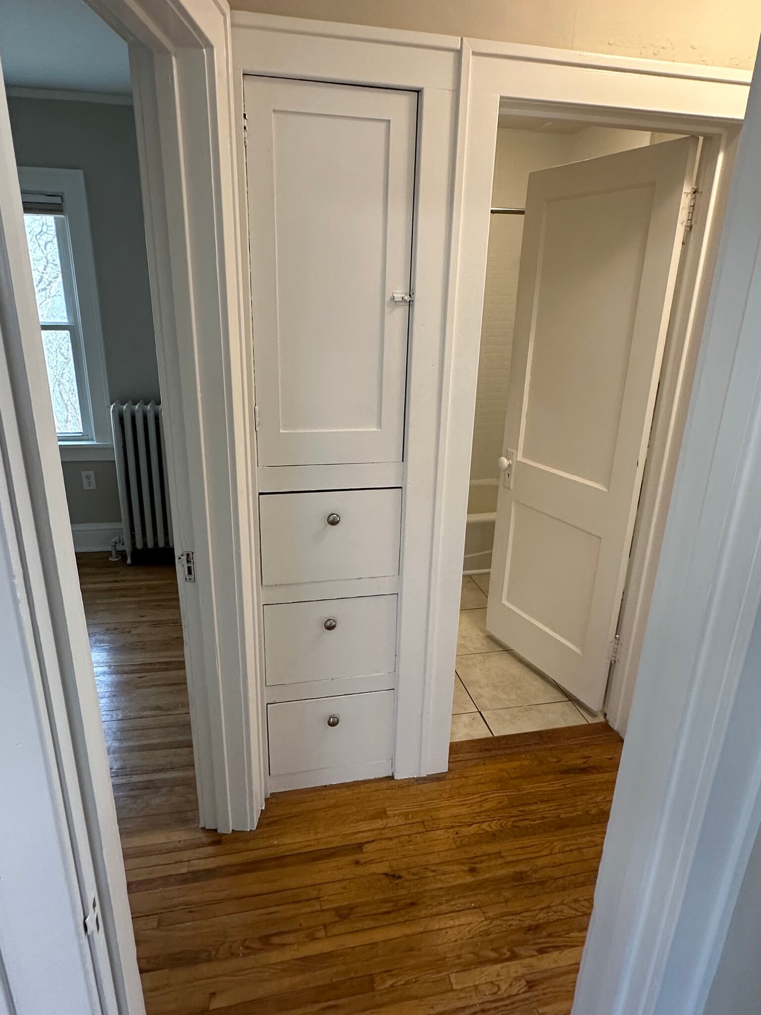 Building Photo - 235 Logan Ave N