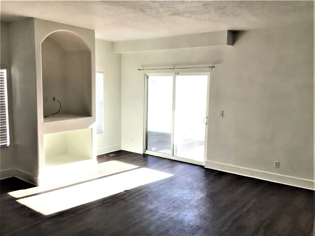 Building Photo - 3167 S Hunter View Dr