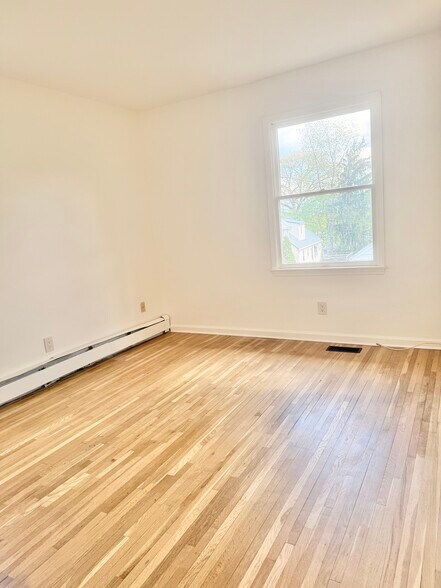 Building Photo - 36 W Prospect St