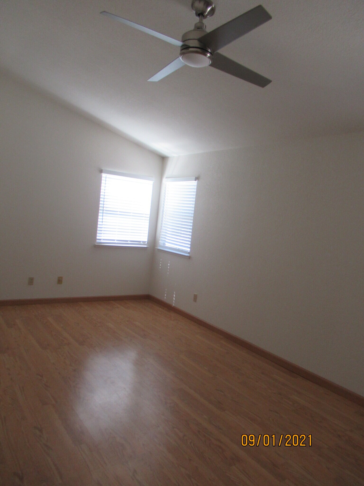 Building Photo - 614 Barbara Way