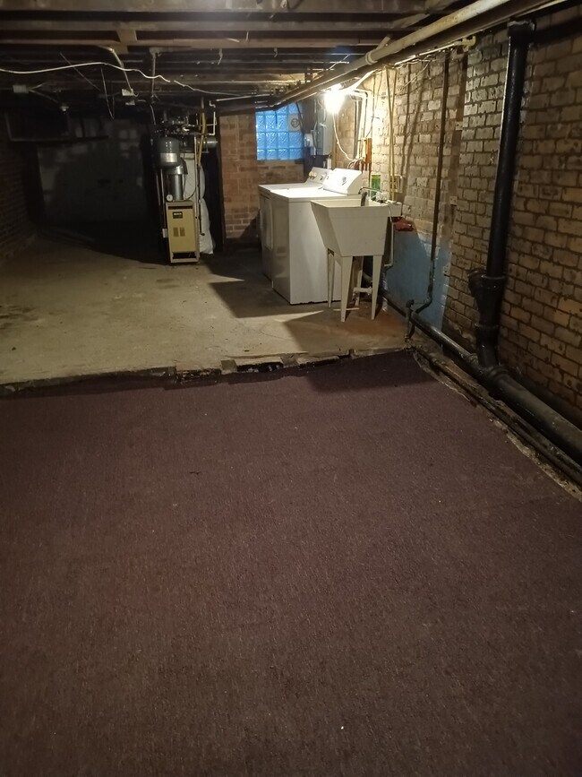 Basement - 4114 Harris Ave