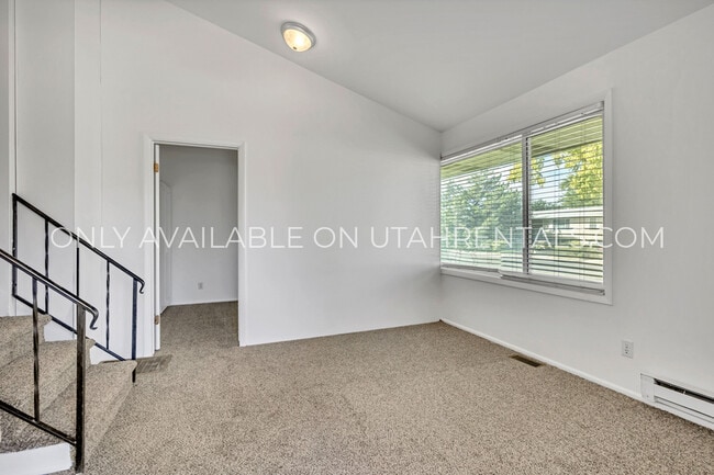 Building Photo - 955 S 100 W