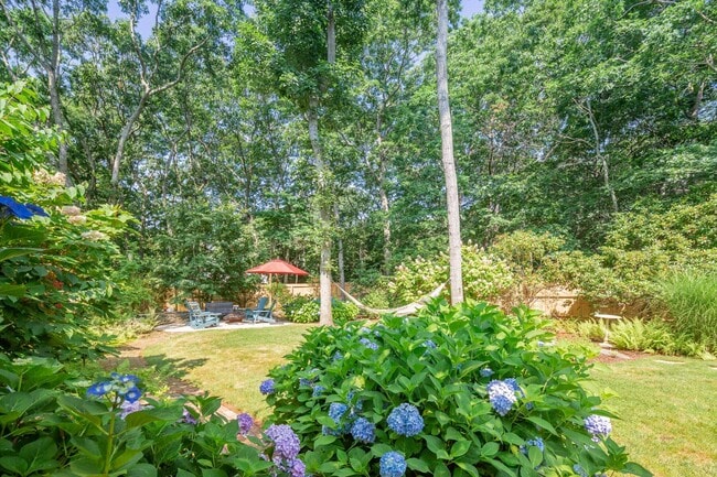 Building Photo - 1137 Springs Fireplace Rd