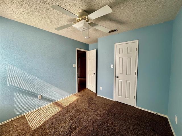 Building Photo - 909 Meadowlark Dr