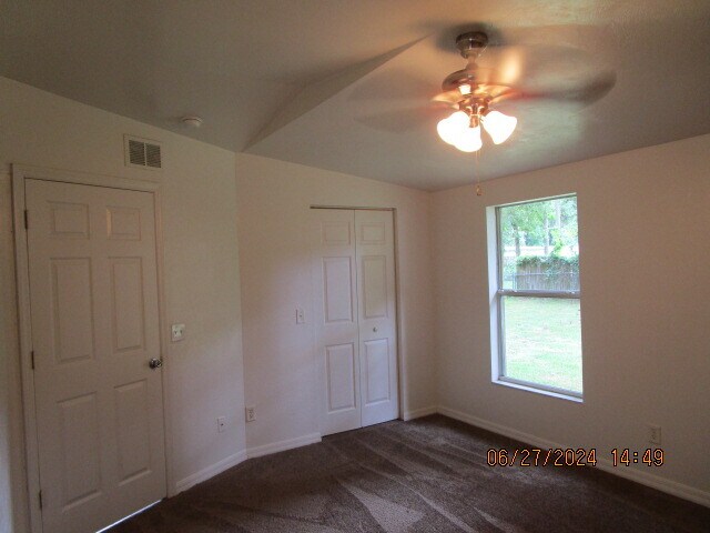 Building Photo - 446 Elsie Ave