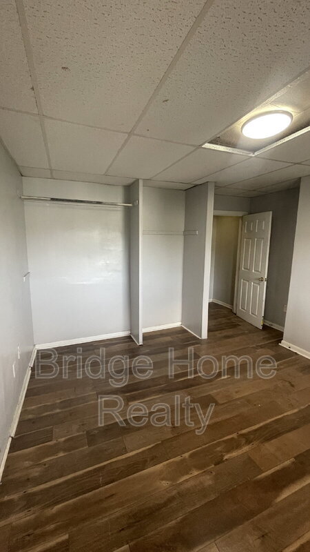 Building Photo - 447 Hays Ave