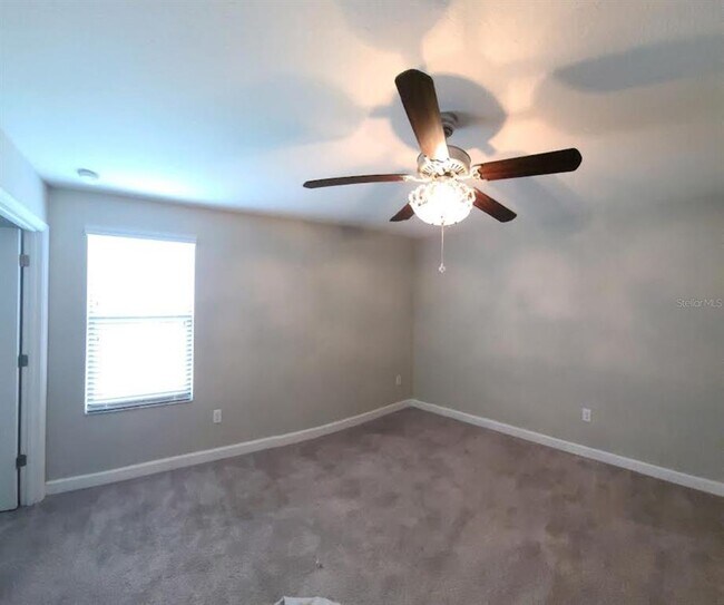 Building Photo - 1562 Ludington Ave