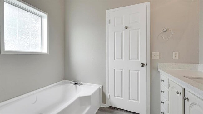 Building Photo - 10107 Berrybriar Ln