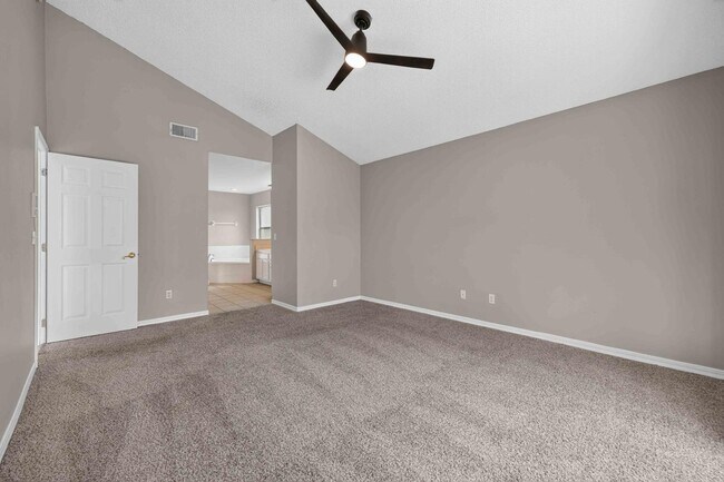 Building Photo - 2235 Mallory Cir