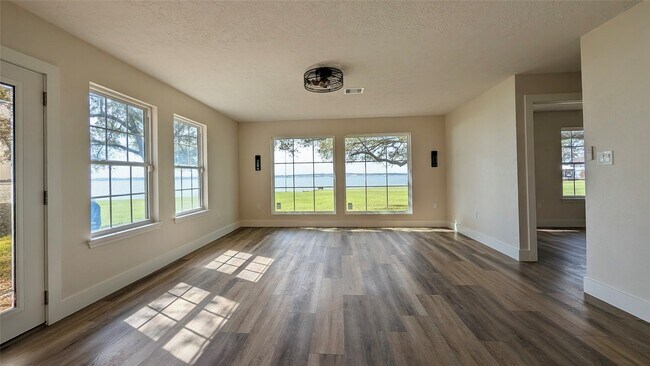 Building Photo - 12895 Blueberry Hill