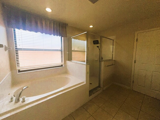 Building Photo - 2840 Rocella Ct