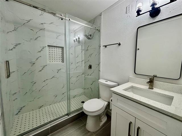 Building Photo - 8835 Township Ct