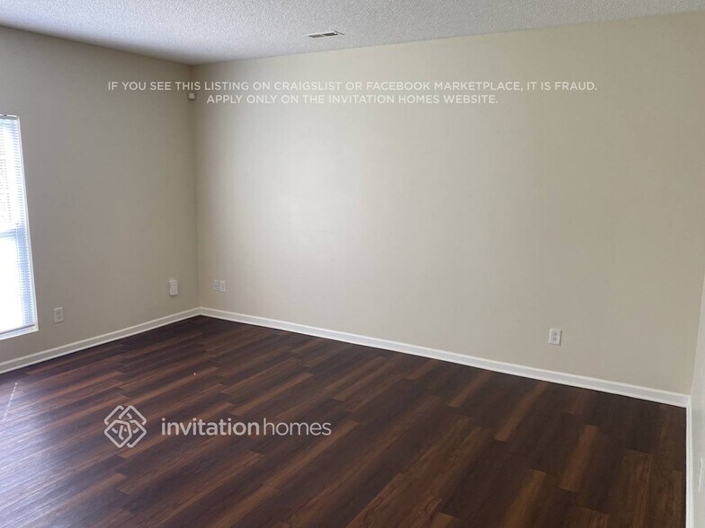 Building Photo - 3811 Cameron Creek Dr