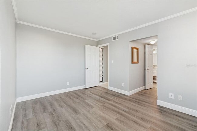 Building Photo - 2051 Skimmer Ct