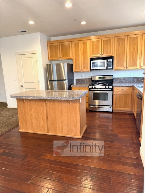 Building Photo - 22810 SW Forest Creek Dr