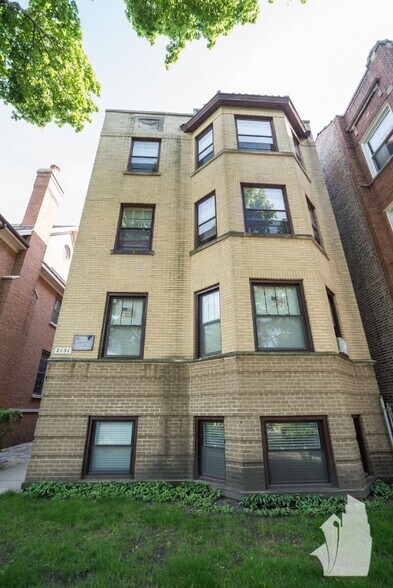 Building Photo - 2133 W Giddings St