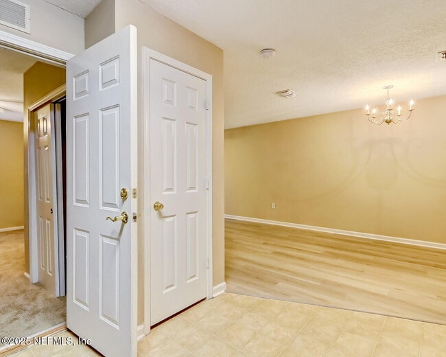 Building Photo - 8448 Kona Ave