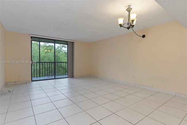 Building Photo - 8760 SW 133rd Avenue Rd