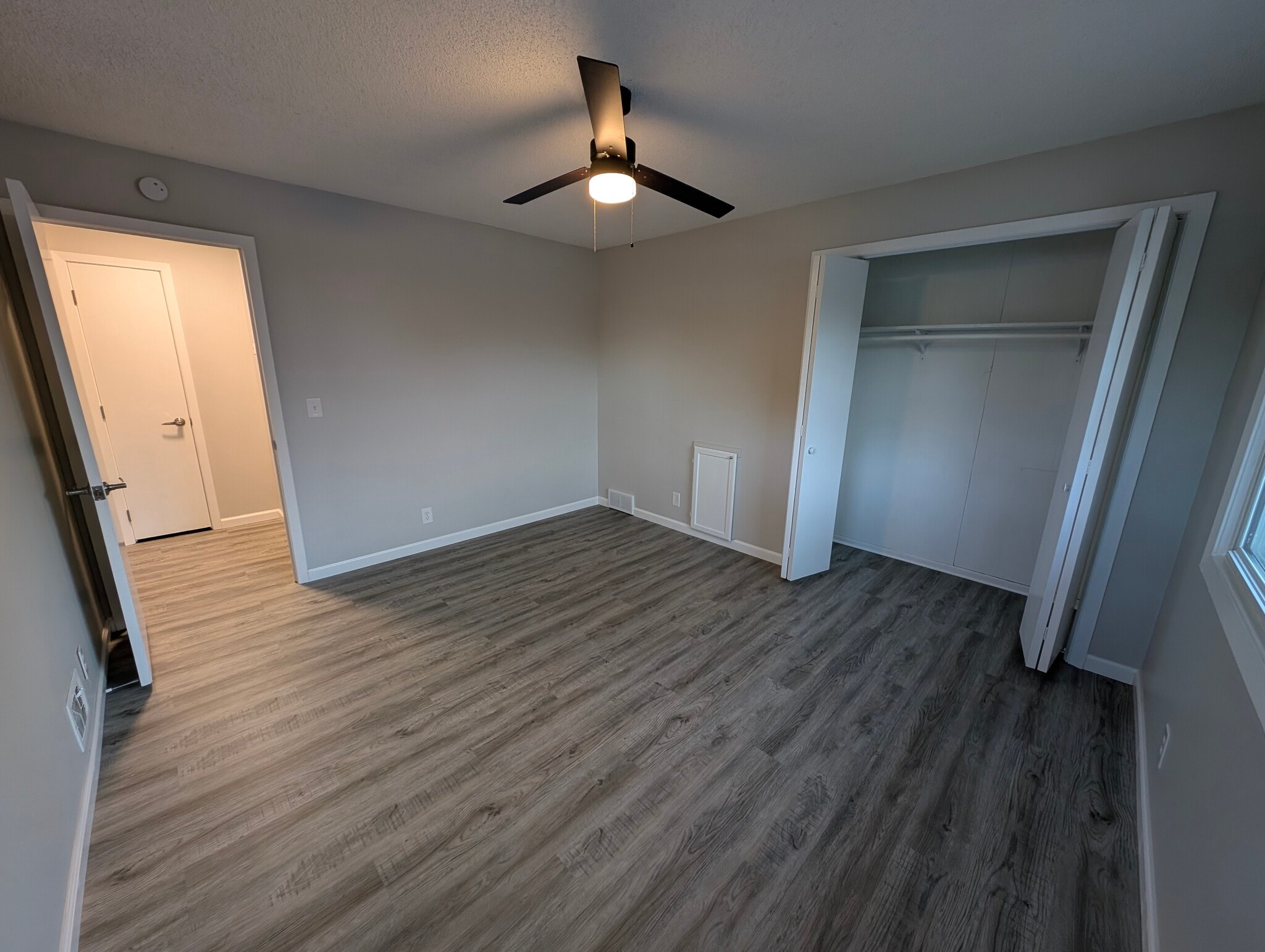 Building Photo - 2712 109th Ln NW