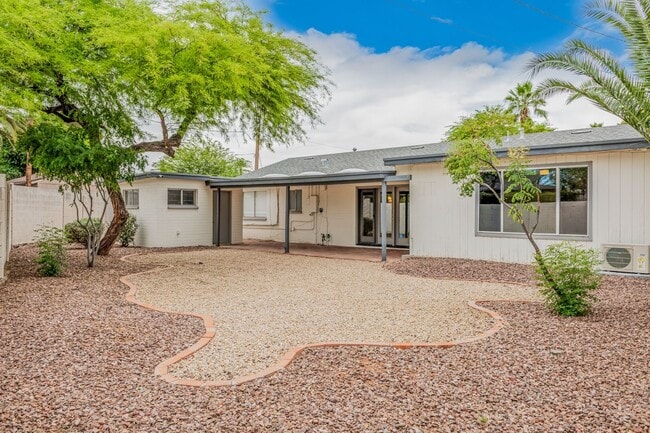 Building Photo - Home For Rent in Cavalier Estates!