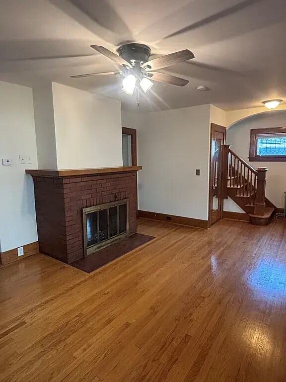 Building Photo - 452 Tennyson Ave