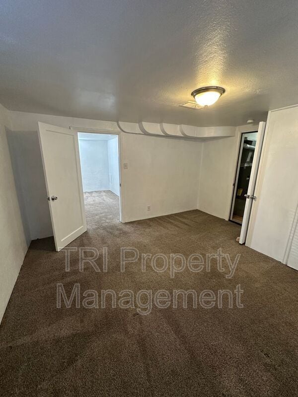 Building Photo - 1903 7th Ave