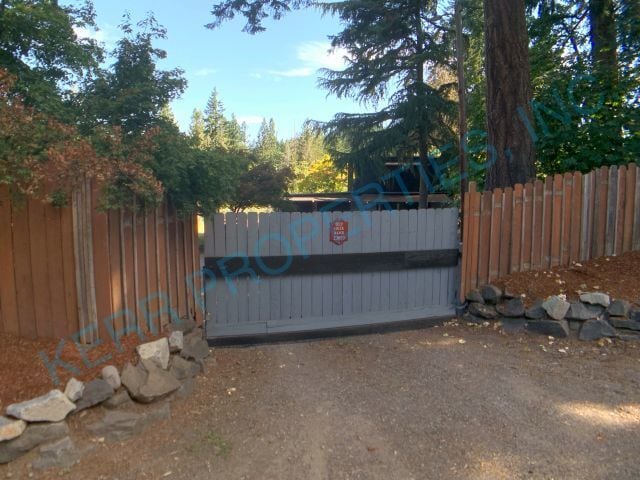 Building Photo - Deep Creek Manor! 3 Bd / 1.5 Bth - Central...