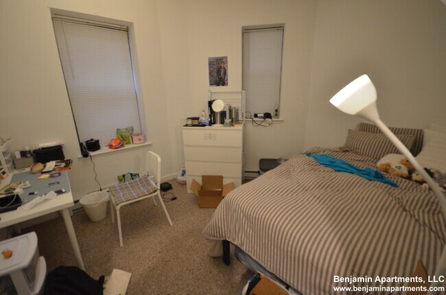 Building Photo - 772 Columbus Ave