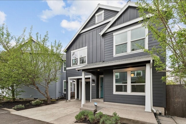 Building Photo - 14825 NW Highcroft Ct