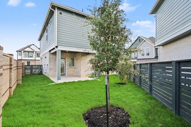 Building Photo - 21231 Creeping Bentgrass Dr